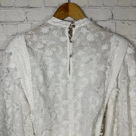 Farm Rio Off-White 3D Flower Pleated Mini Dress 312366 NWT Small - Picture 8 of 11